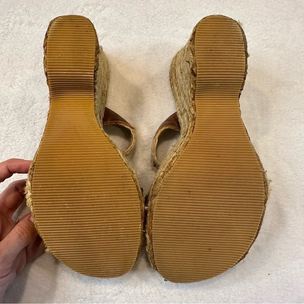 EU Maurice’s Colin Stuart Lenny Up Front Tan Buckle Platform Sandal, Y2K Slip-on
